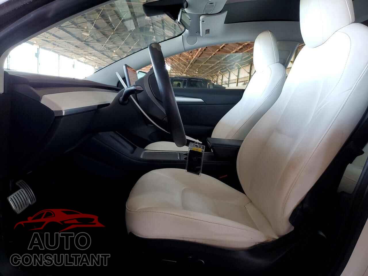 TESLA MODEL 3 2021 - 5YJ3E1EC2MF093120