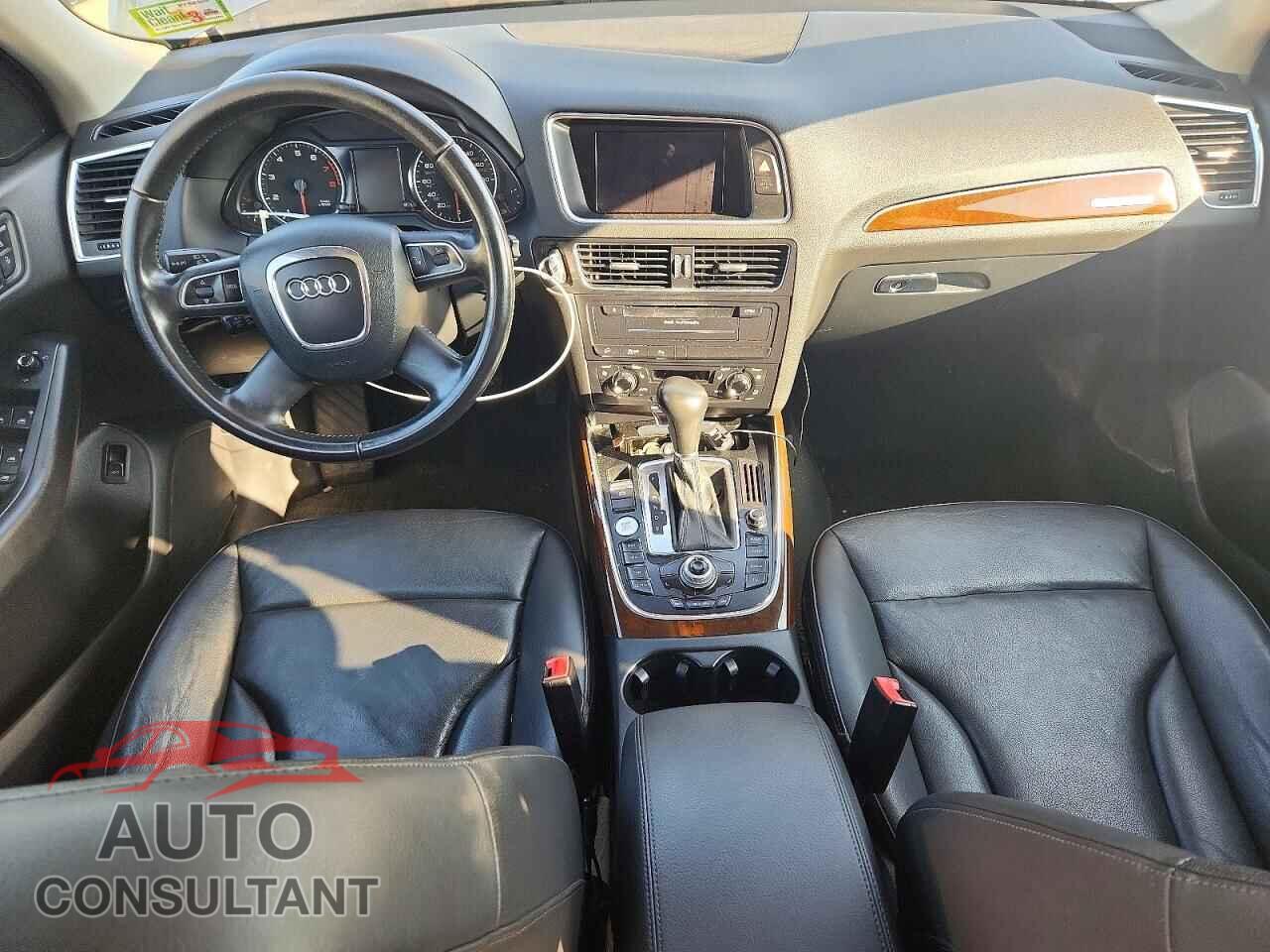 AUDI Q5 2012 - WA1LFAFP2CA123068