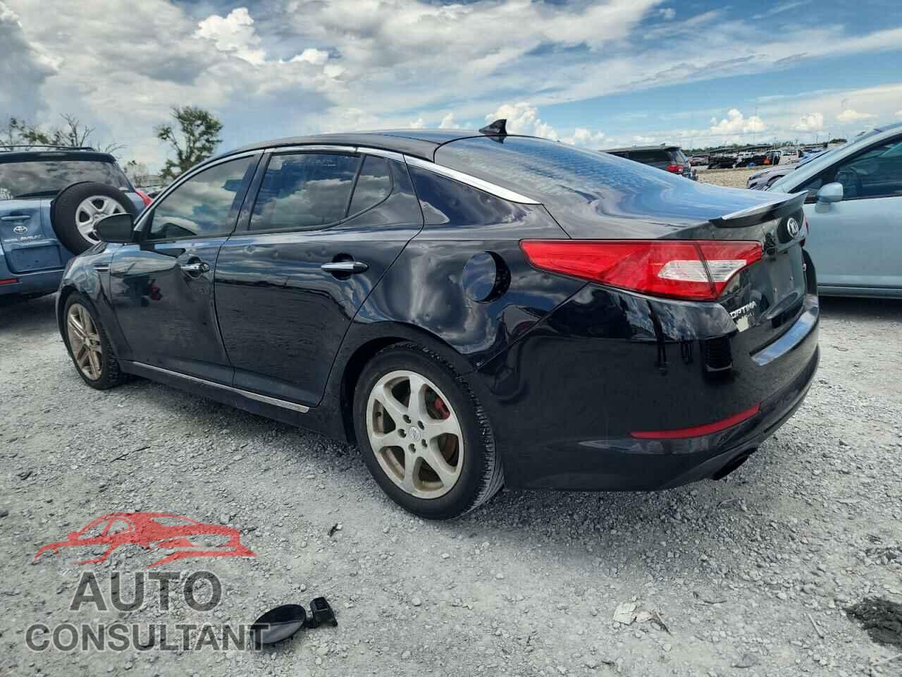 KIA OPTIMA 2013 - 5XXGR4A62DG232408