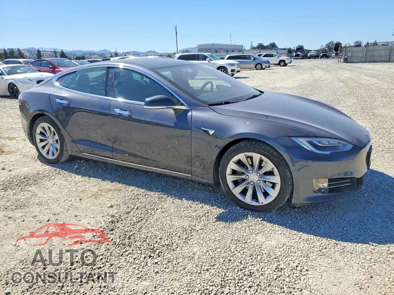 TESLA MODEL S 2018 - 5YJSA1E25JF273427