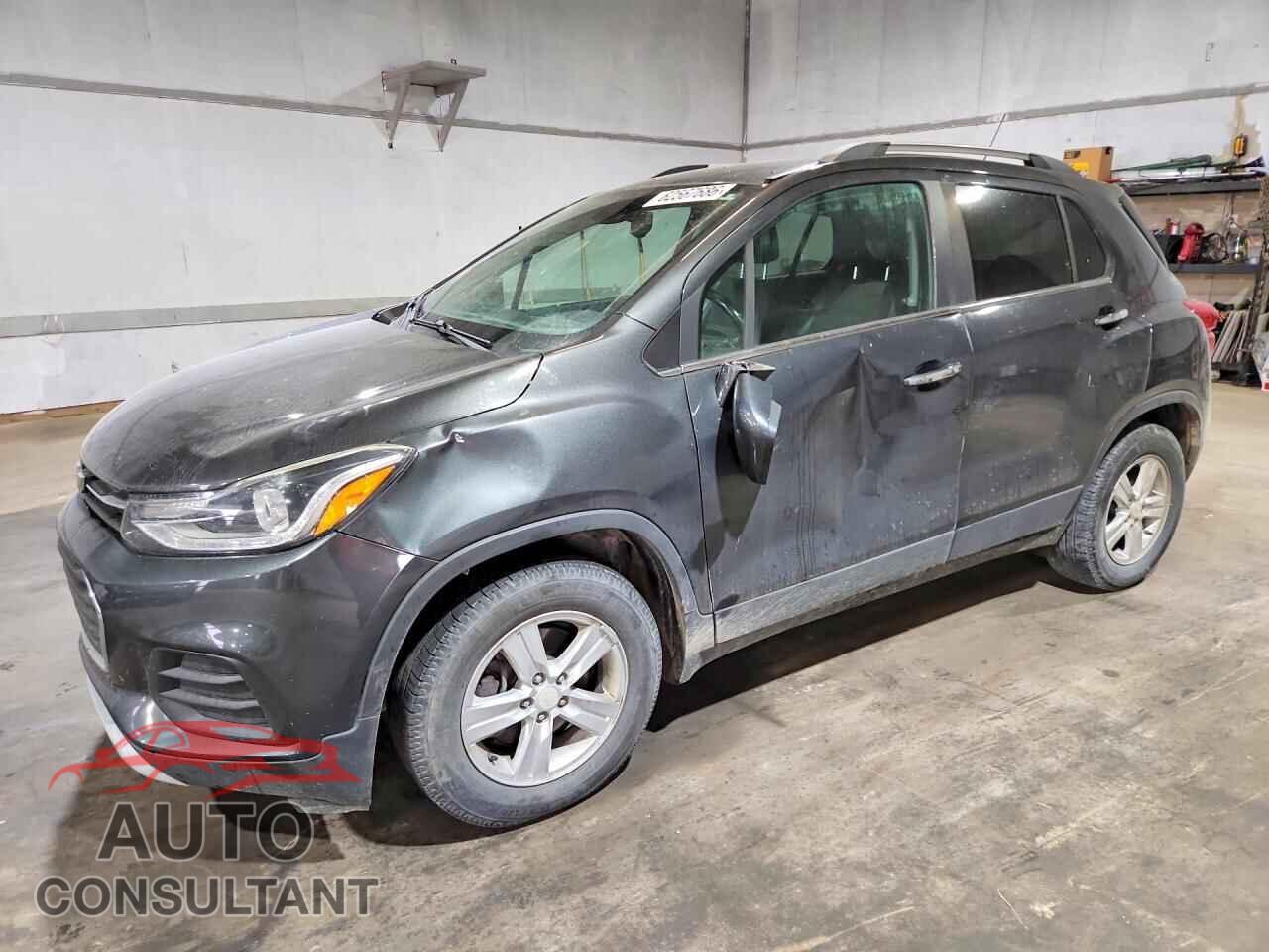 CHEVROLET TRAX 2017 - 3GNCJLSB3HL172801