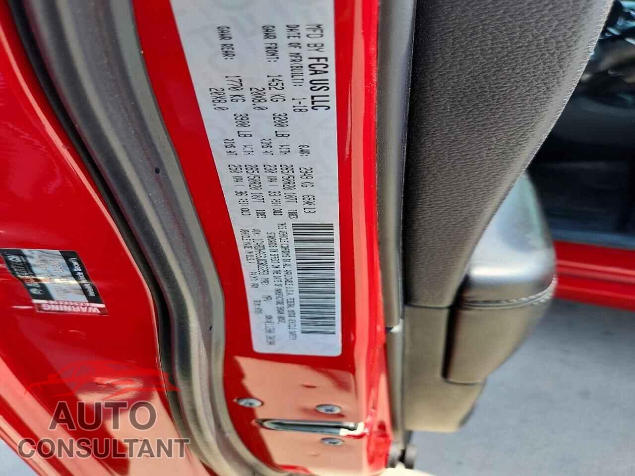 DODGE DURANGO 2018 - 1C4RDHAG6JC302253
