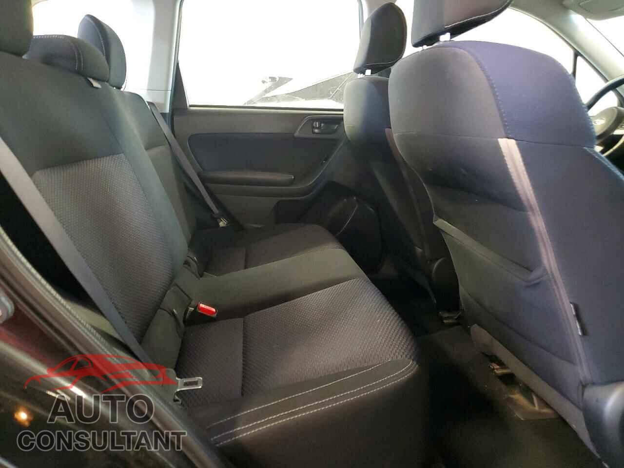 SUBARU FORESTER 2017 - JF2SJAAC2HH512037