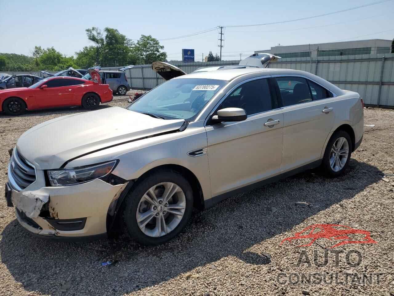 FORD TAURUS 2018 - 1FAHP2E80JG115401