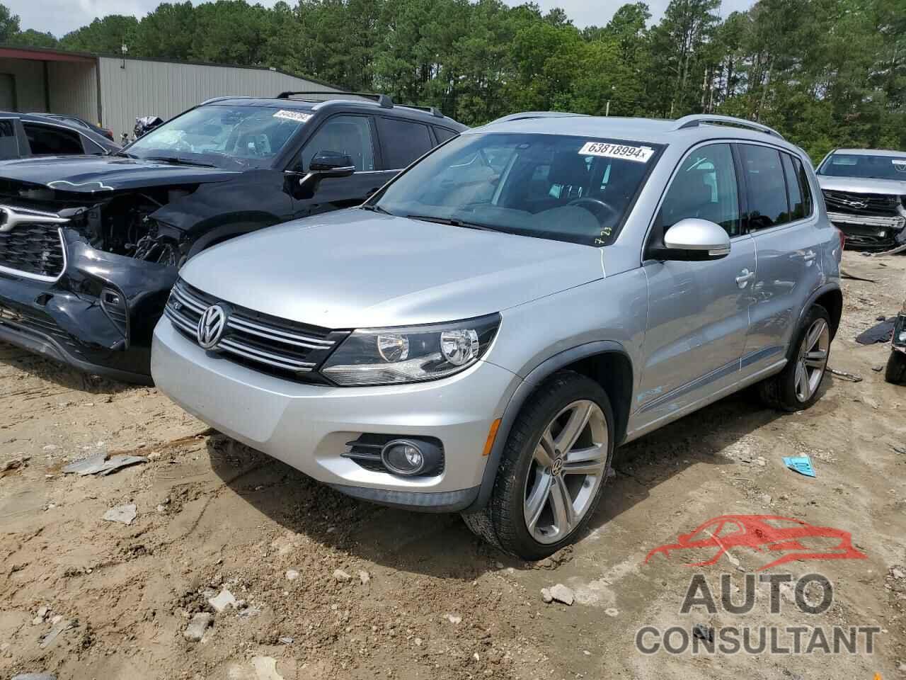 VOLKSWAGEN TIGUAN 2016 - WVGBV7AX8GW023821