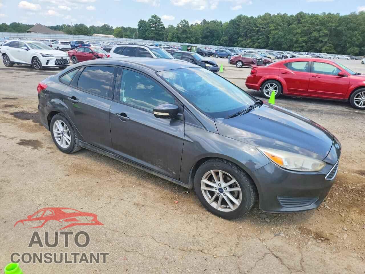 FORD FOCUS 2017 - 1FADP3F28HL320044