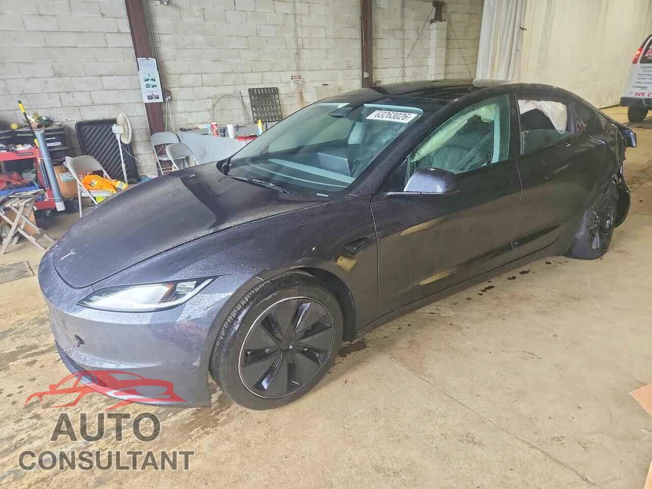 TESLA MODEL 3 2024 - 5YJ3E1EA5RF769484