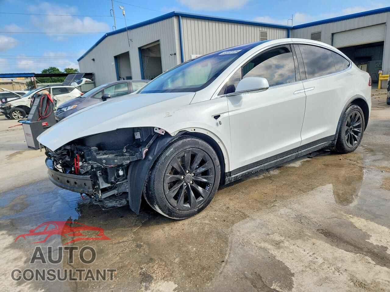 TESLA MODEL X 2018 - 5YJXCDE27JF088765