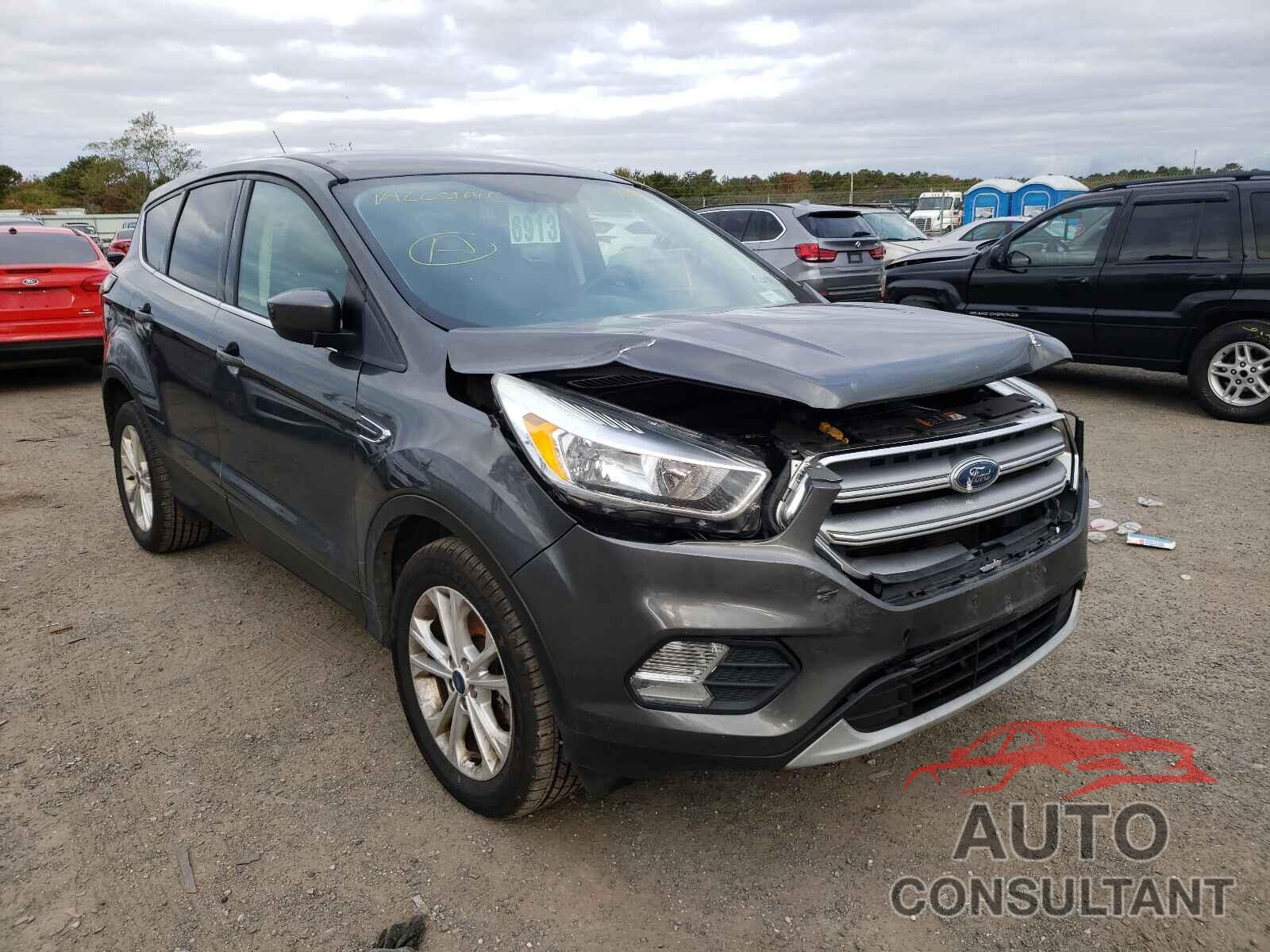 FORD ESCAPE 2017 - 1FMCU9GD9HUC70665