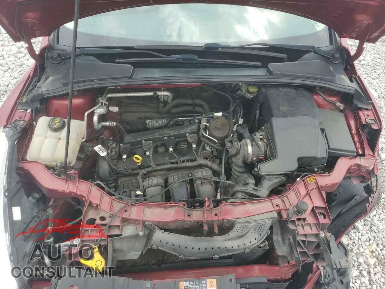 FORD FOCUS 2015 - 1FADP3K20FL355647