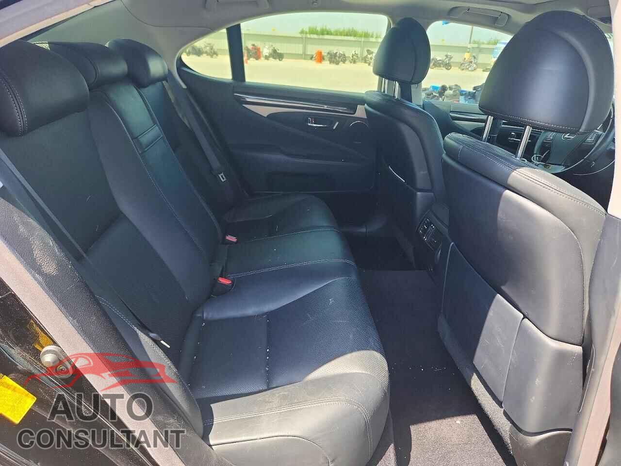 LEXUS LS460 2014 - JTHBL5EFXE5125963