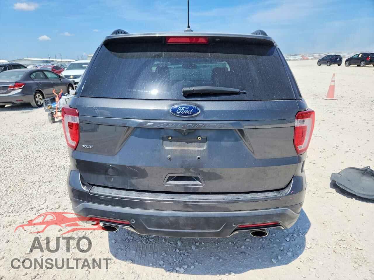 FORD EXPLORER 2018 - 1FM5K7D86JGB89928