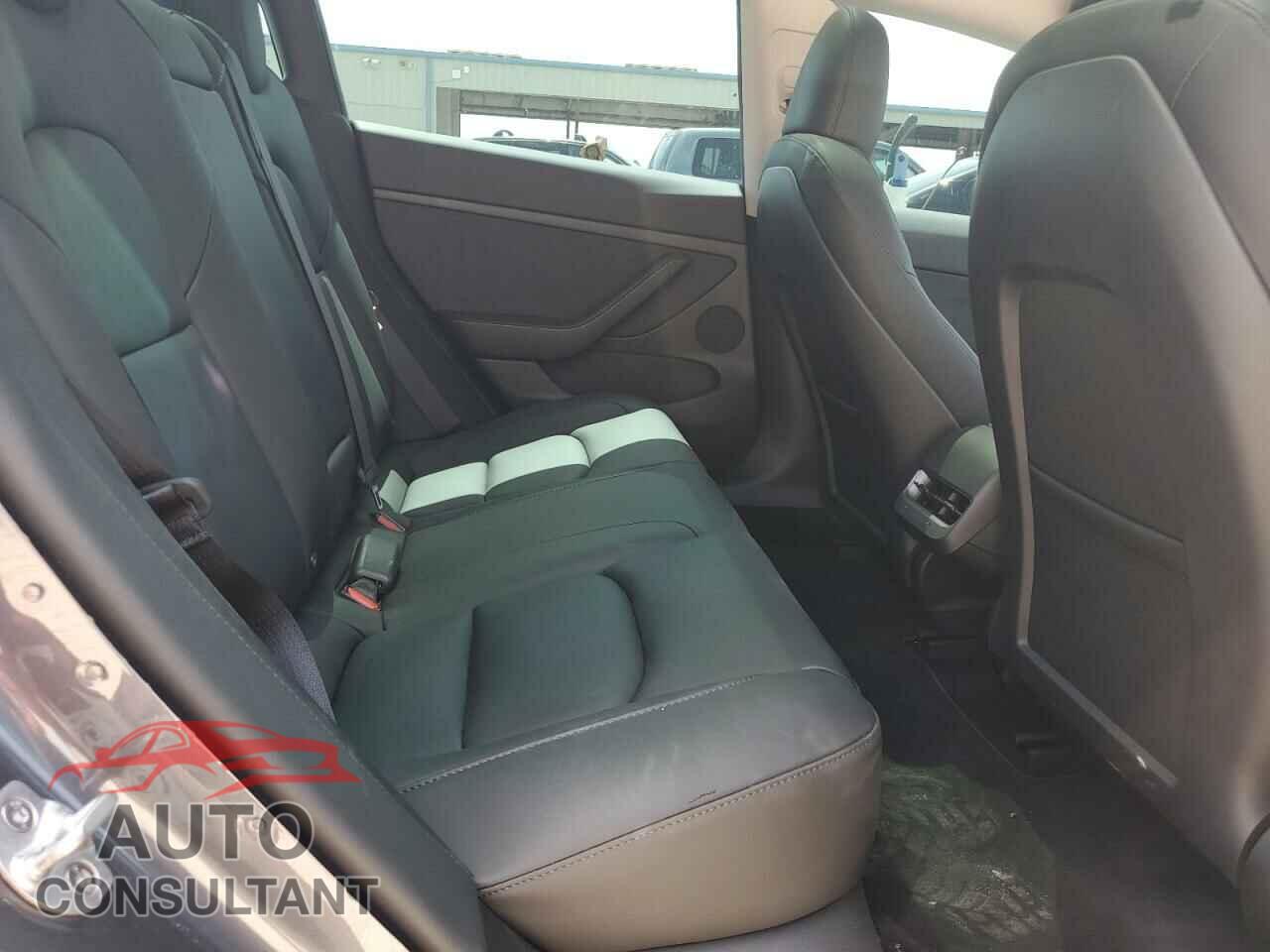TESLA MODEL 3 2023 - 5YJ3E1EC3PF708052