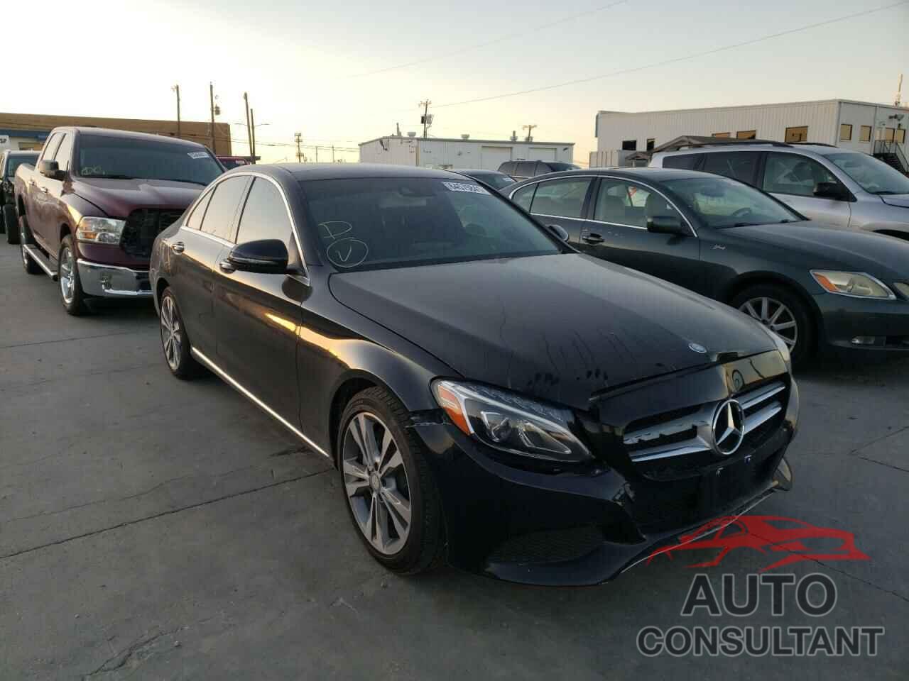 MERCEDES-BENZ C-CLASS 2017 - 55SWF4JB7HU209229