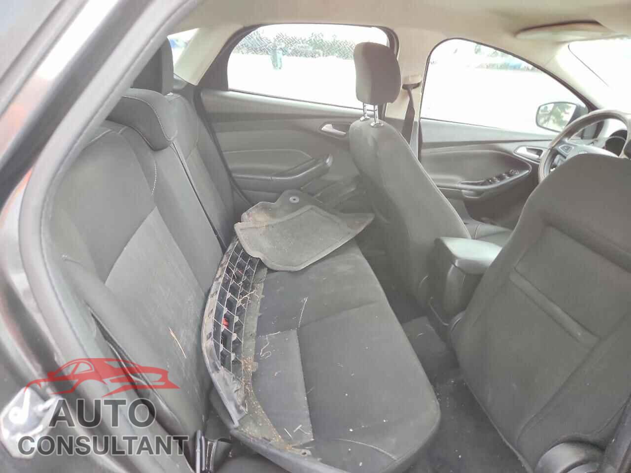 FORD FOCUS 2017 - 1FADP3F2XHL282302