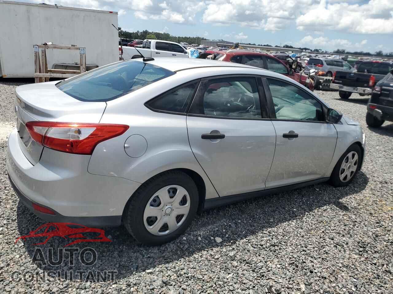 FORD FOCUS 2012 - 1FAHP3E26CL214073