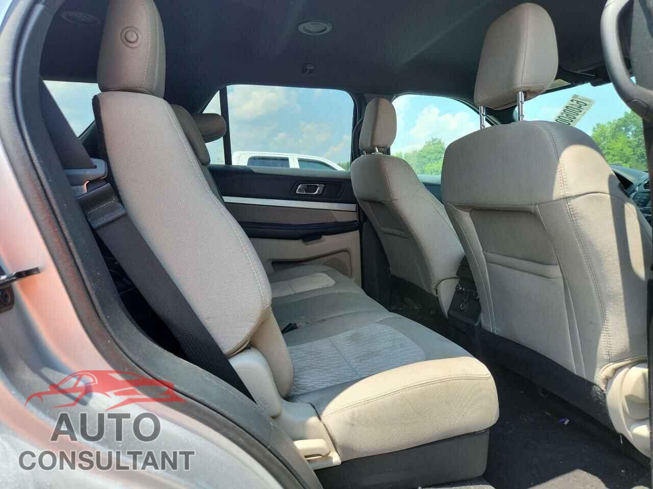FORD EXPLORER 2018 - 1FM5K8B88JGB74095
