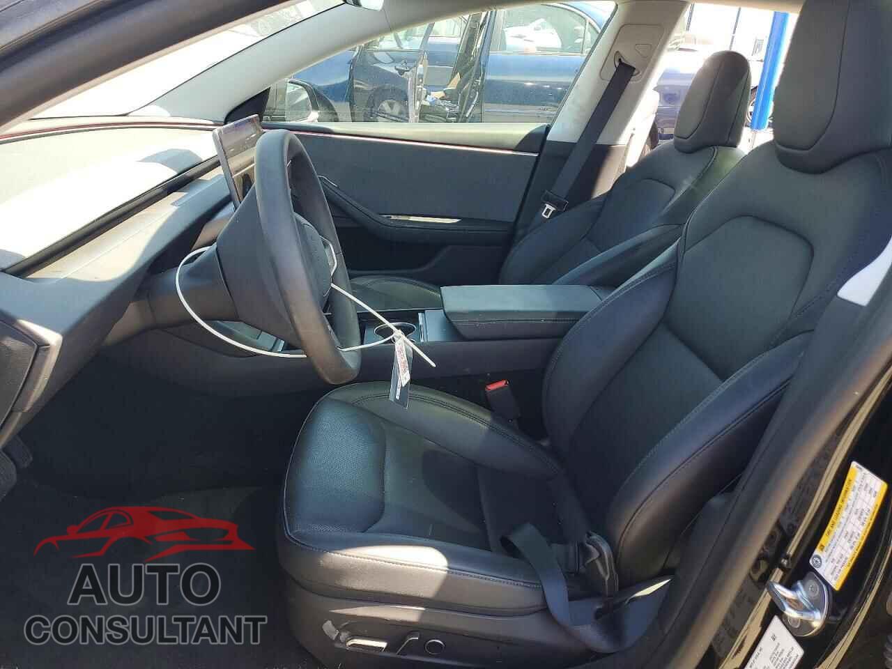 TESLA MODEL 3 2024 - 5YJ3E1EA8RF864993