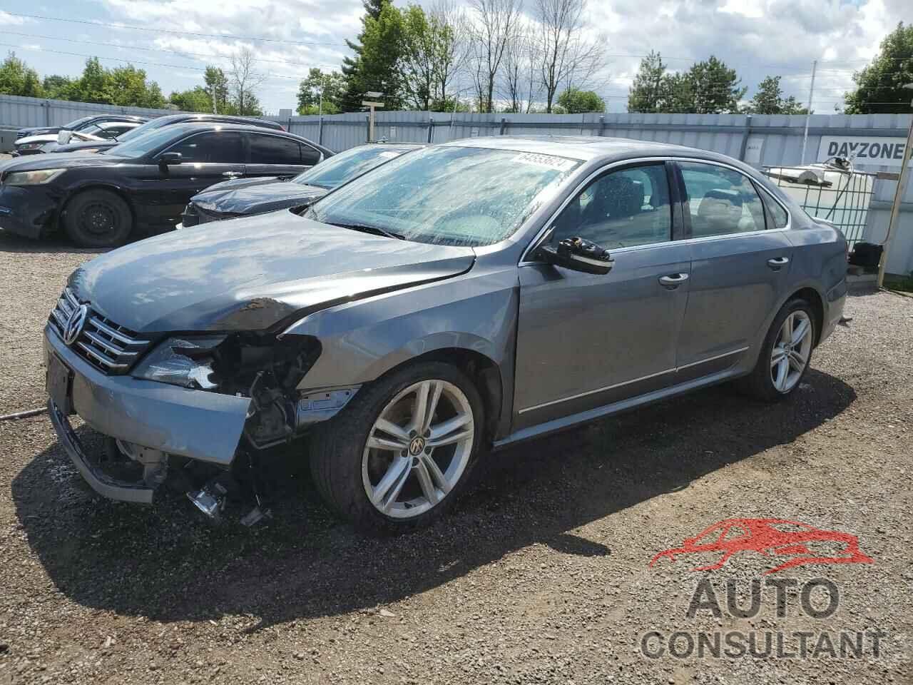 VOLKSWAGEN PASSAT 2013 - 1VWCH7A38DC073156