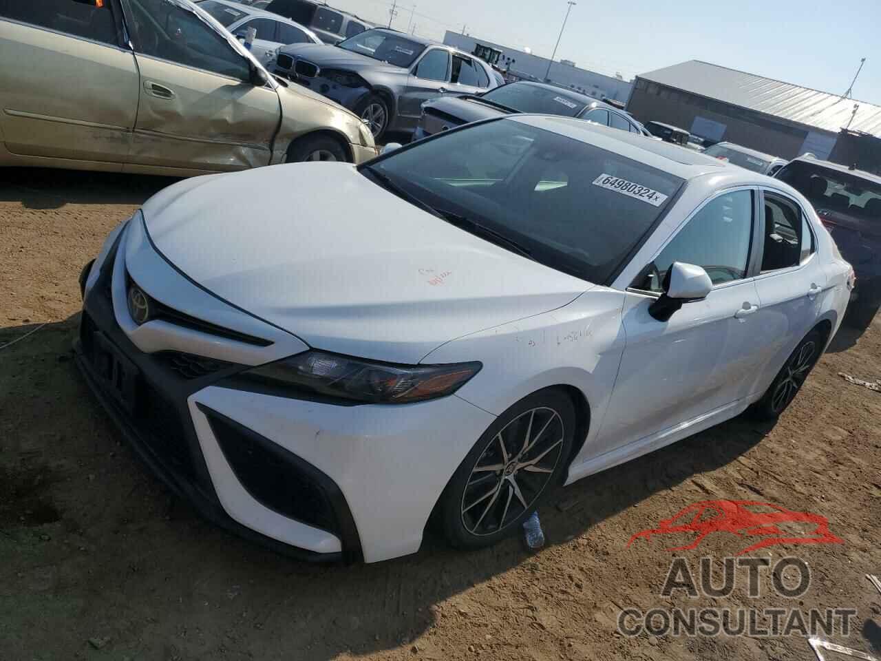 TOYOTA CAMRY 2022 - 4T1G11BK5NU059573