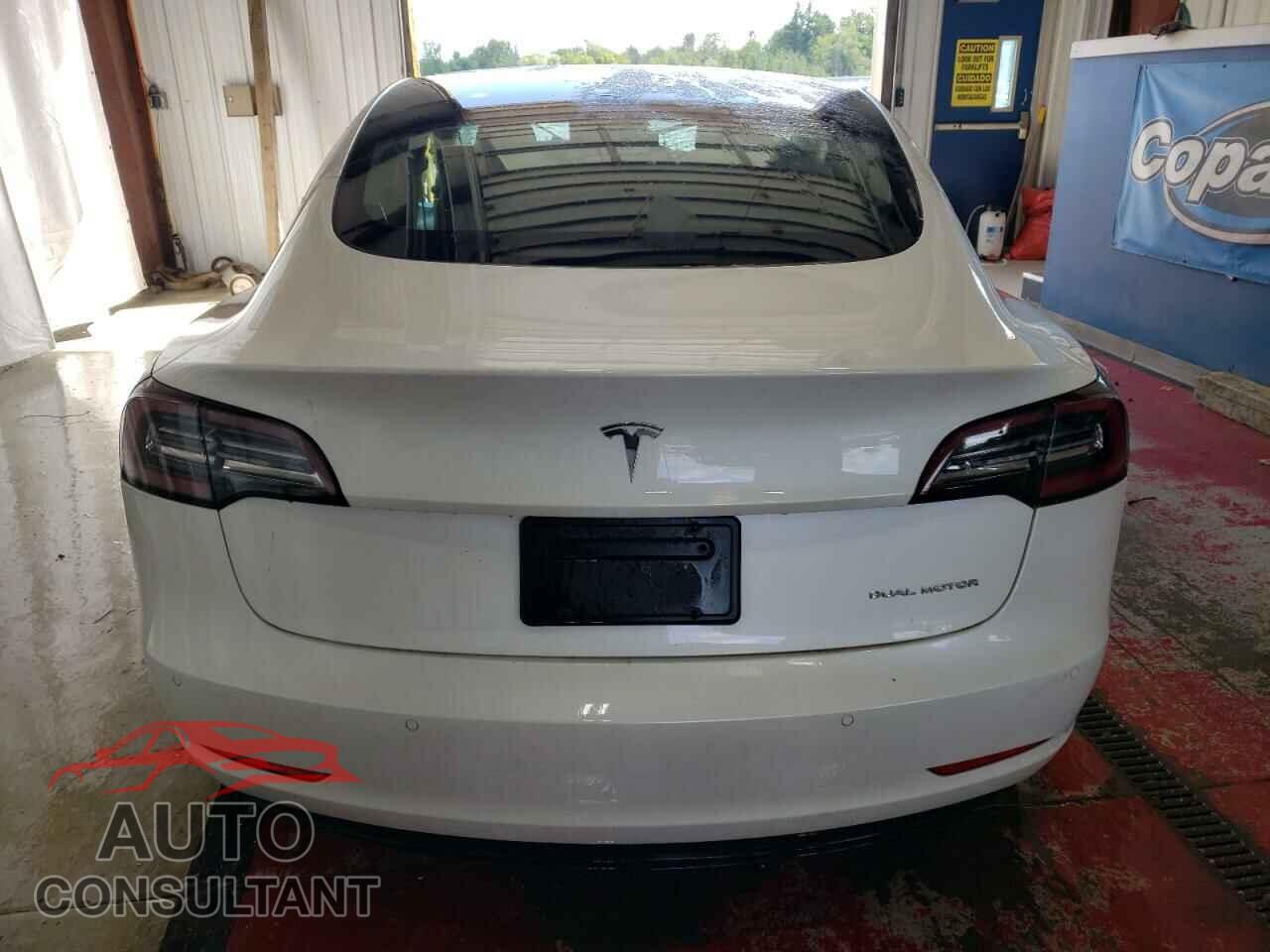 TESLA MODEL 3 2020 - 5YJ3E1EB0LF618052