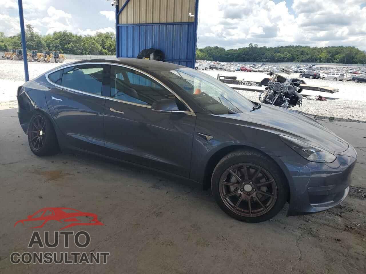 TESLA MODEL 3 2019 - 5YJ3E1EB4KF209986