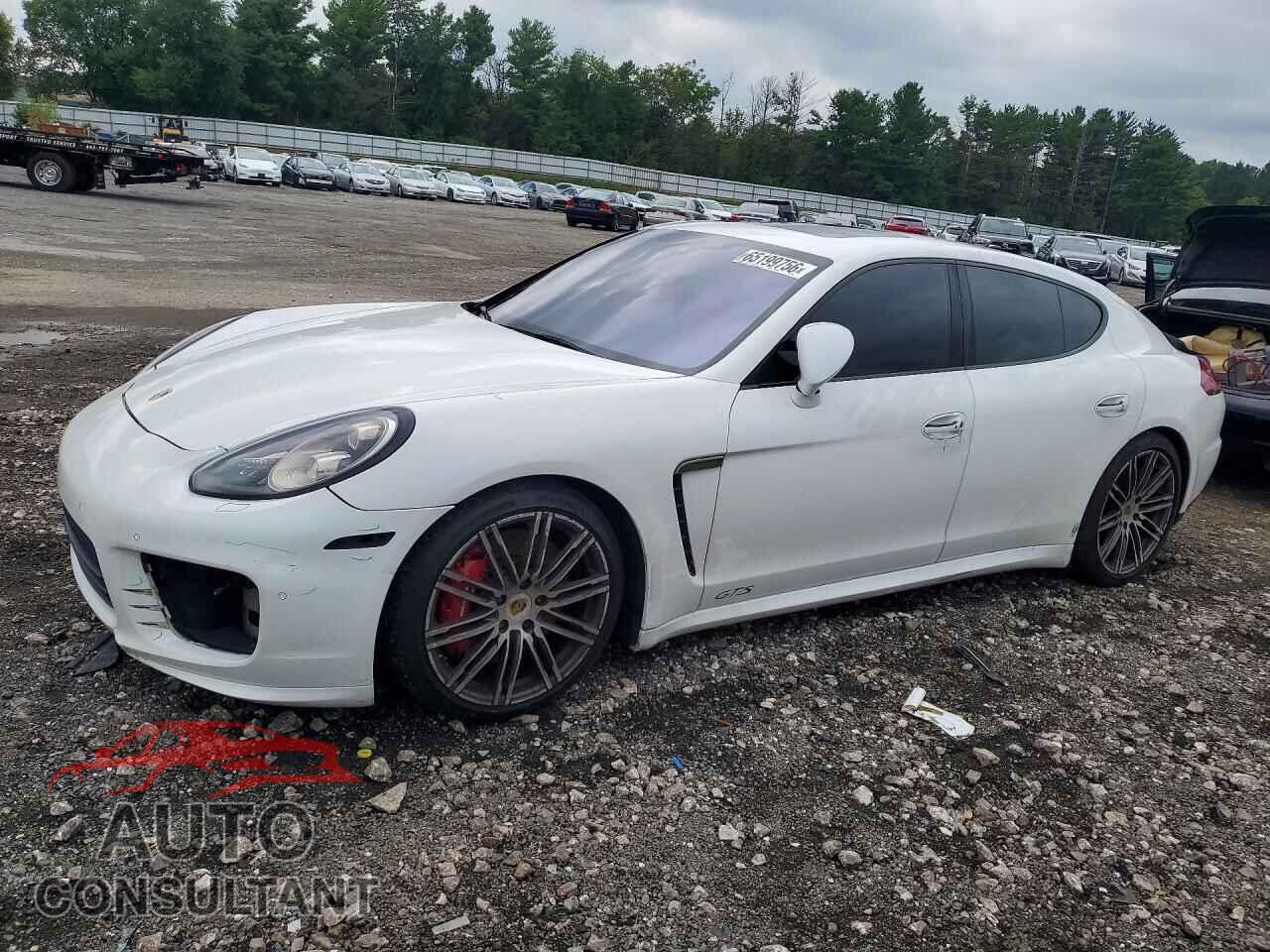 PORSCHE PANAMERA 2015 - WP0AF2A73FL080802