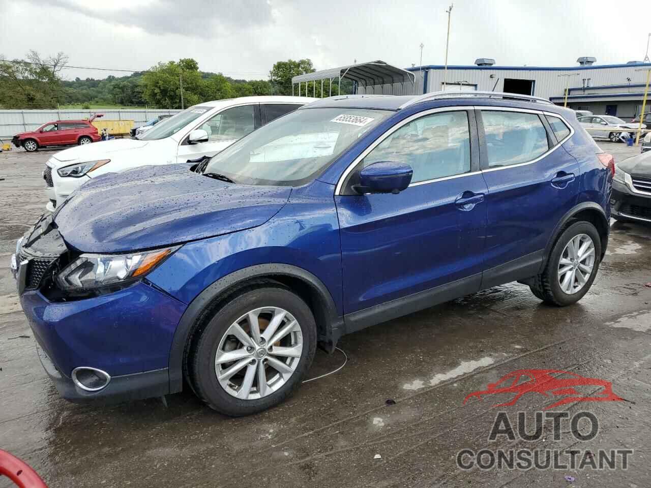 NISSAN ROGUE 2018 - JN1BJ1CR3JW204427