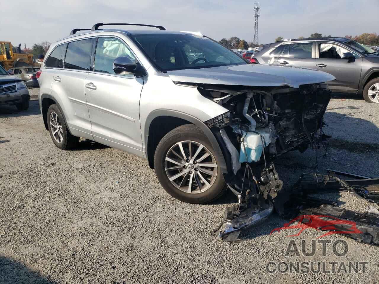 TOYOTA HIGHLANDER 2017 - 5TDJZRFH2HS391902