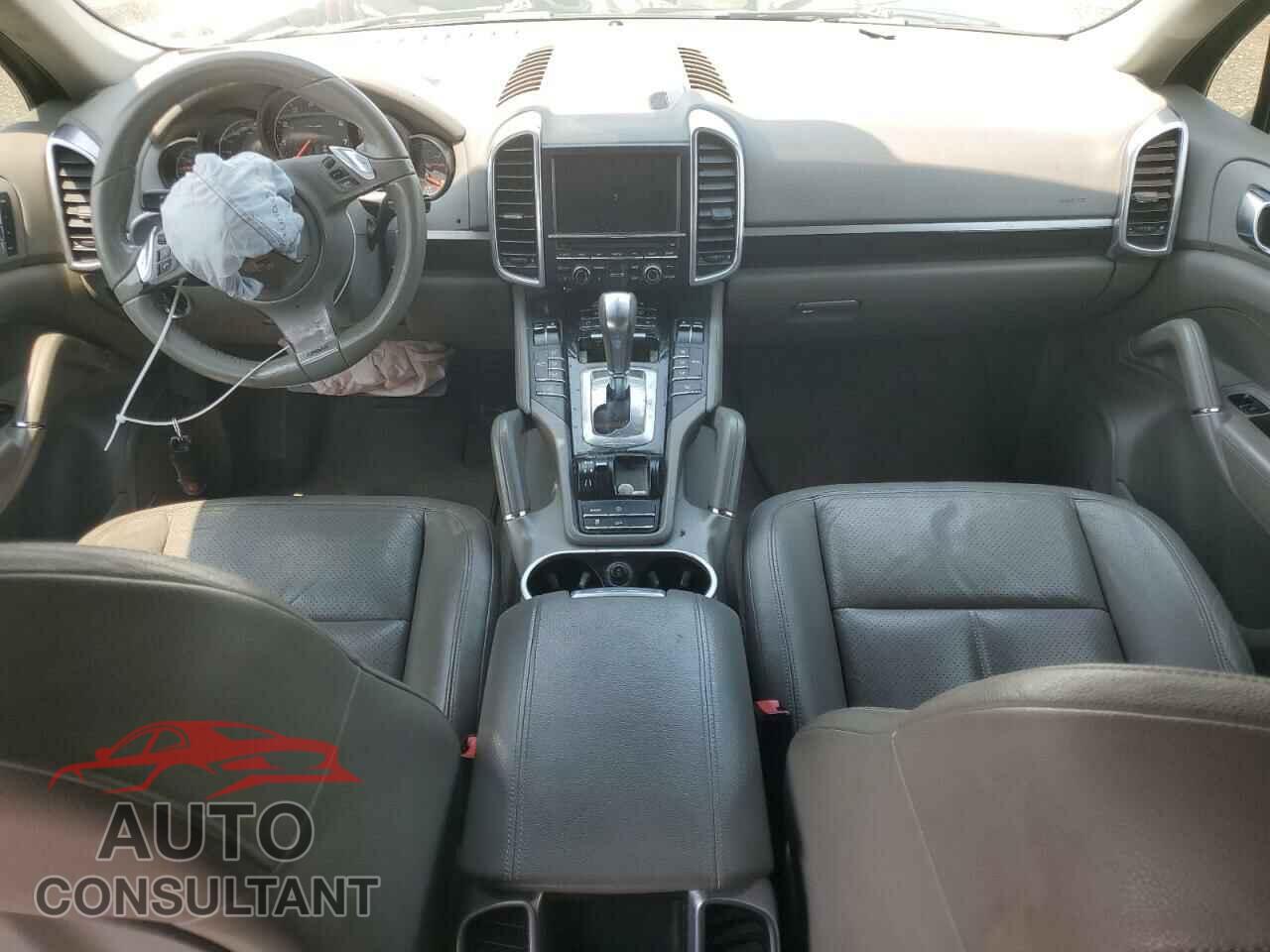 PORSCHE CAYENNE 2012 - WP1AA2A20CLA02295