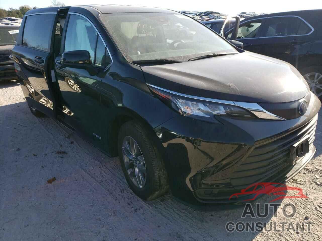 TOYOTA SIENNA 2021 - 5TDKRKEC5MS037061