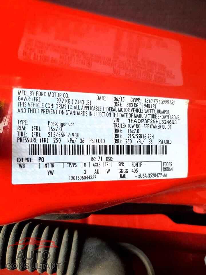 FORD FOCUS 2015 - 1FADP3F25FL324663