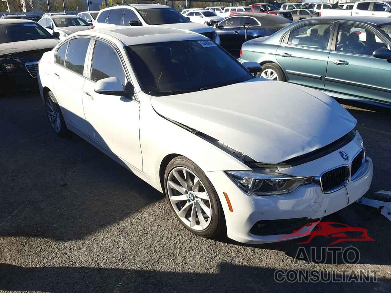 BMW 3 SERIES 2018 - WBA8A9C51JAD26915