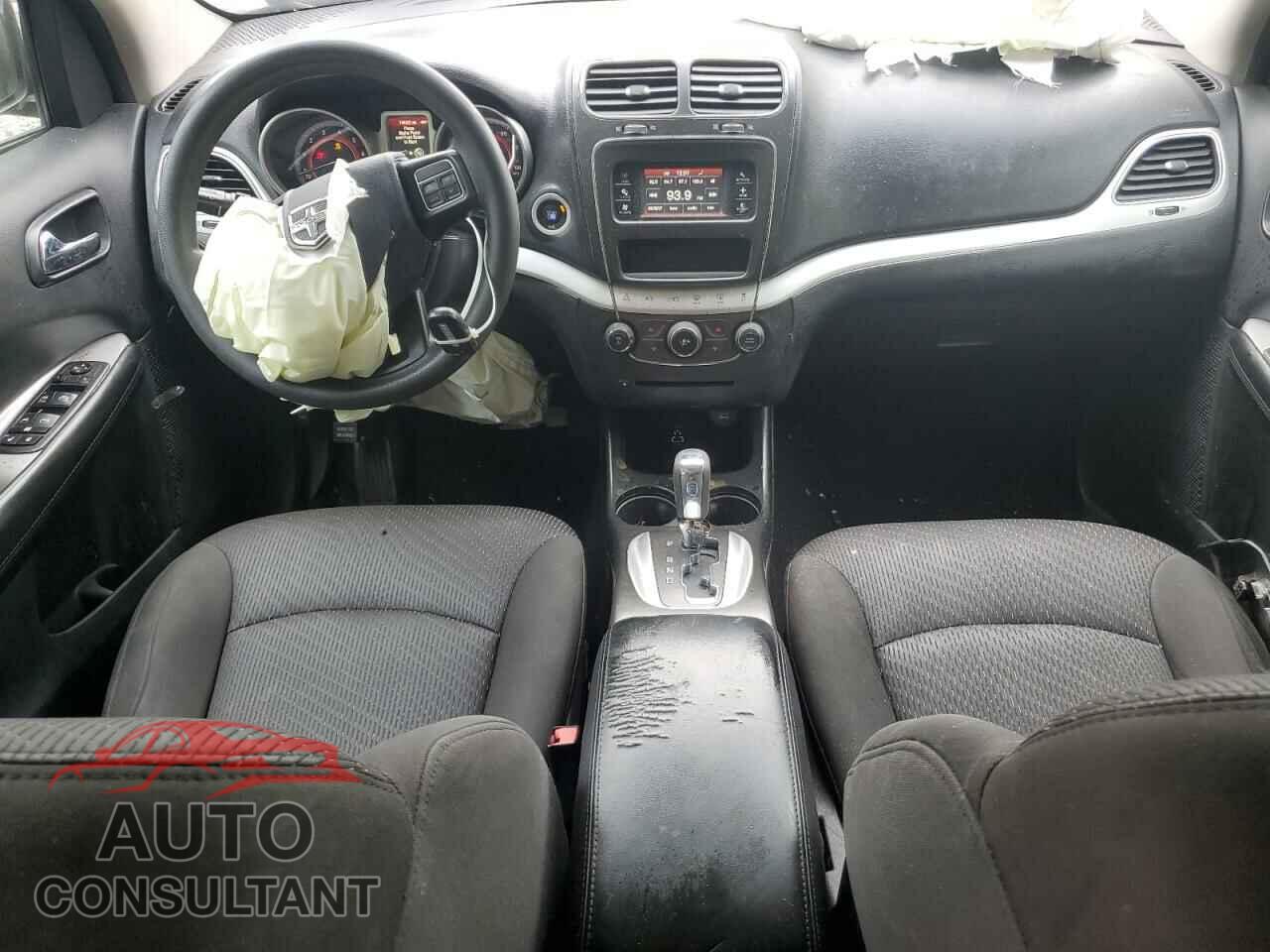 DODGE JOURNEY 2017 - 3C4PDCBG8HT523084