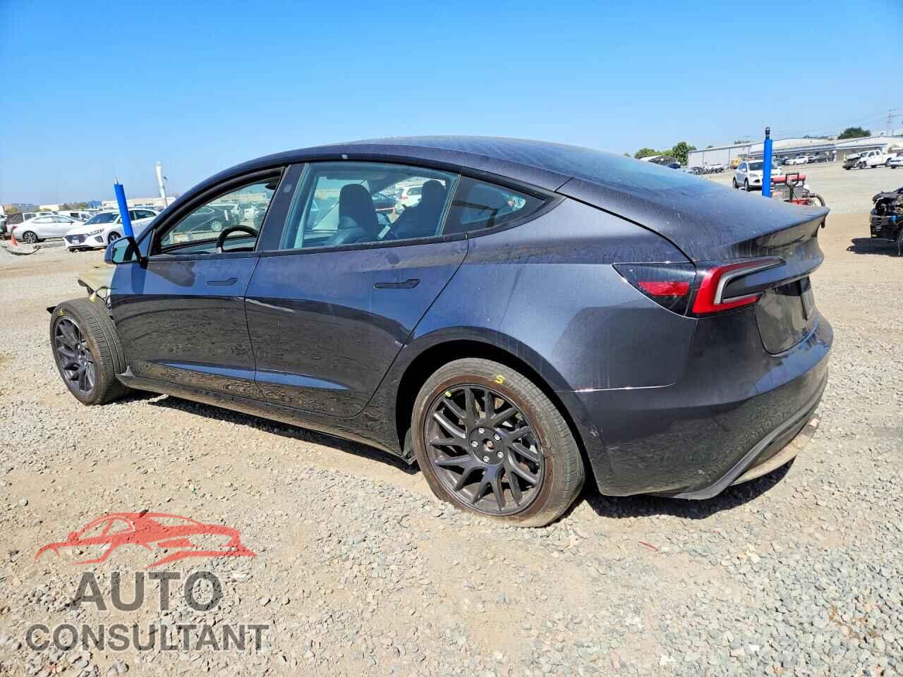 TESLA MODEL 3 2024 - 5YJ3E1EA2RF746941