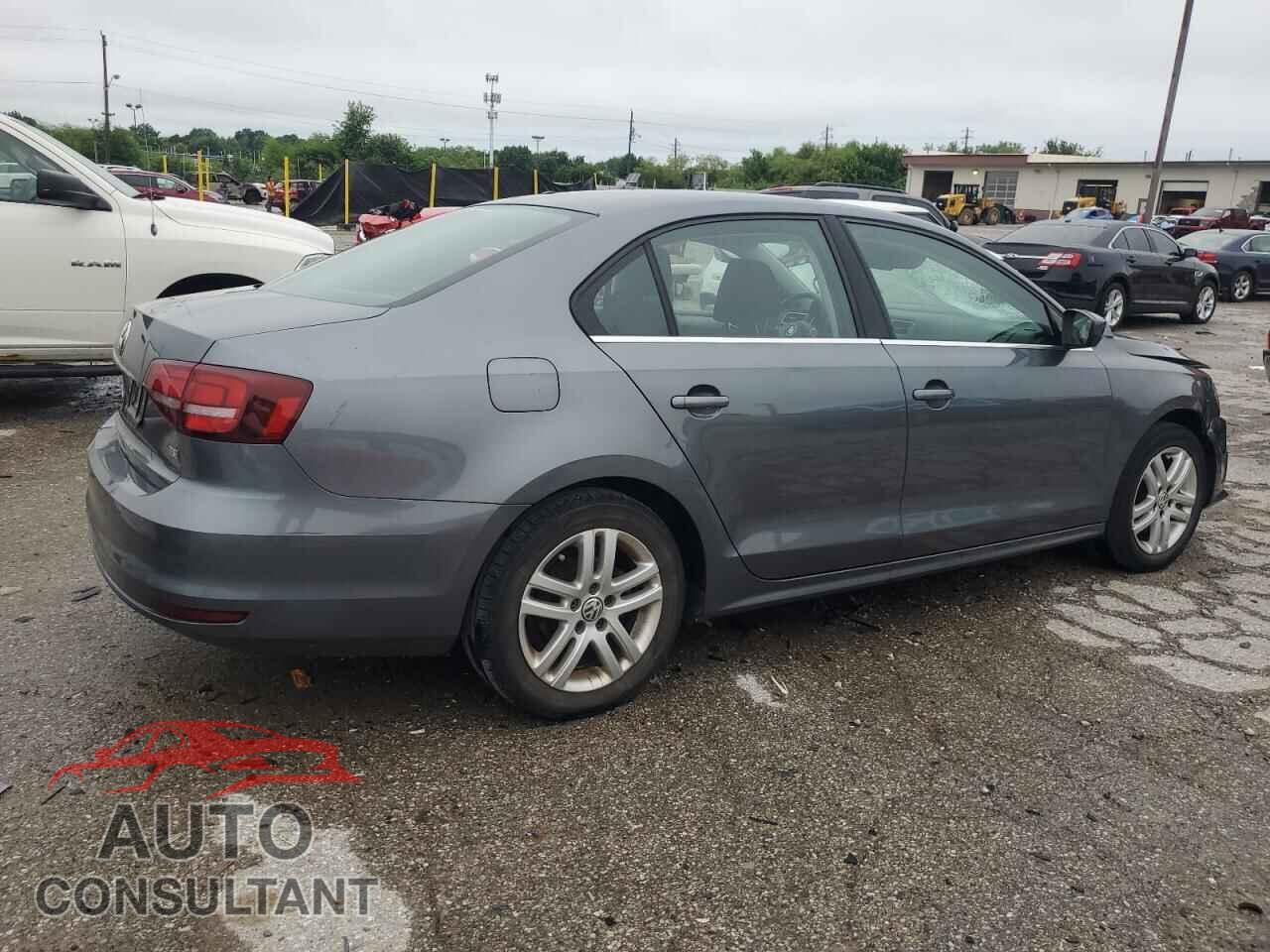 VOLKSWAGEN JETTA 2017 - 3VW2B7AJXHM339065