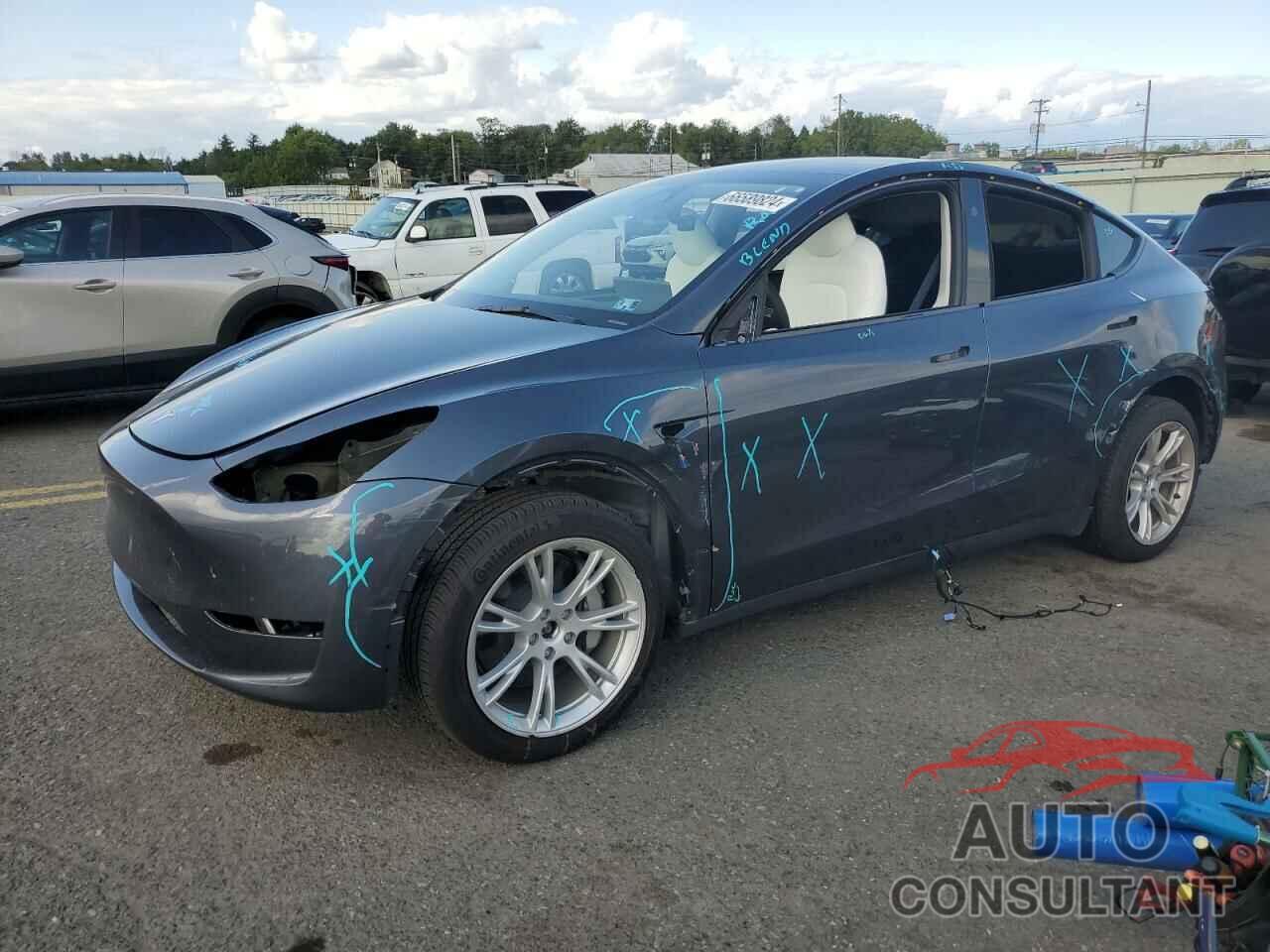 TESLA MODEL Y 2023 - 7SAYGDEE0PF880903