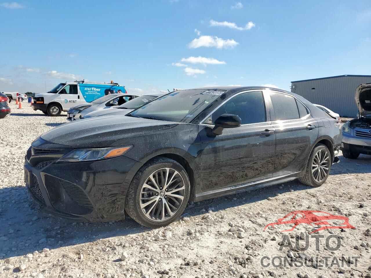 TOYOTA CAMRY 2020 - 4T1G11AK4LU950968