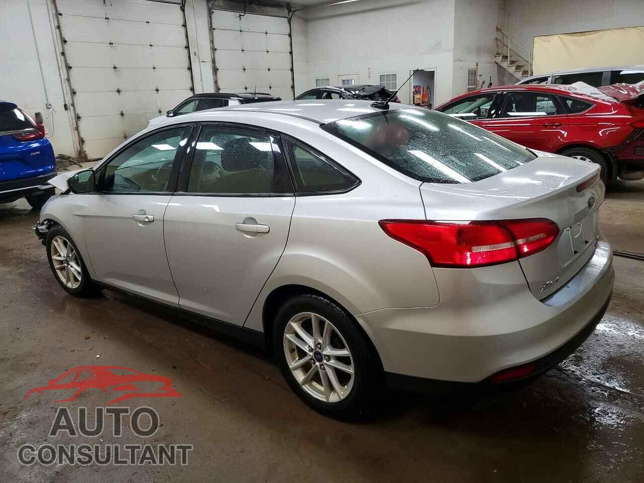 FORD FOCUS 2015 - 1FADP3F23FL333927
