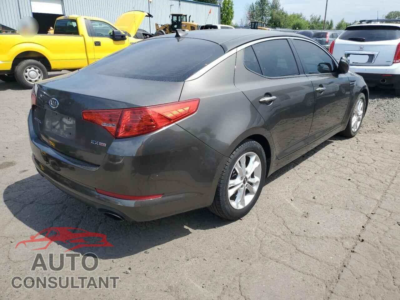 KIA OPTIMA 2011 - KNAGN4A79B5069887