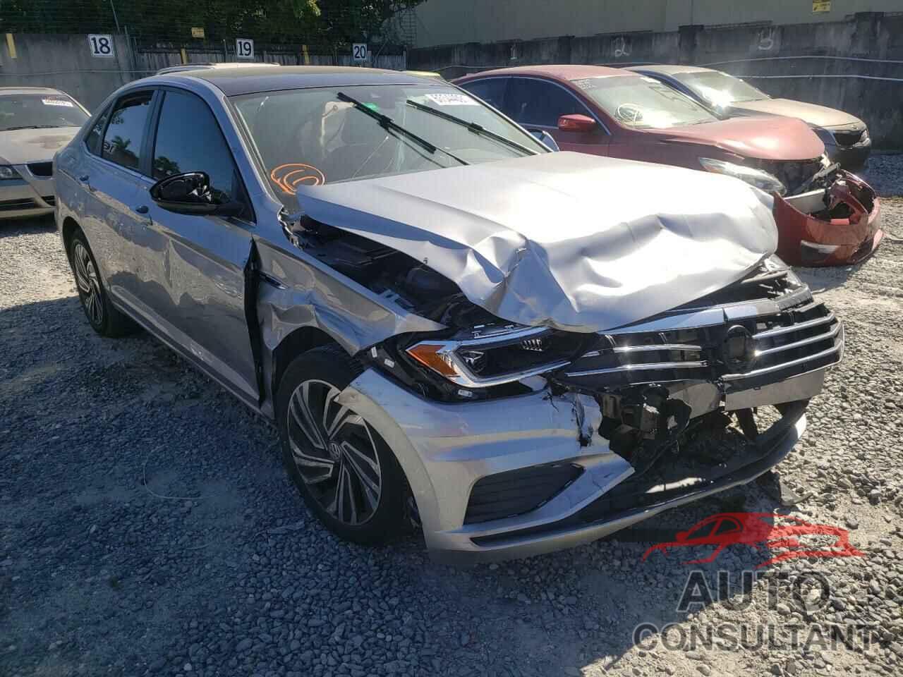 VOLKSWAGEN JETTA 2020 - 3VWEB7BU7LM068612