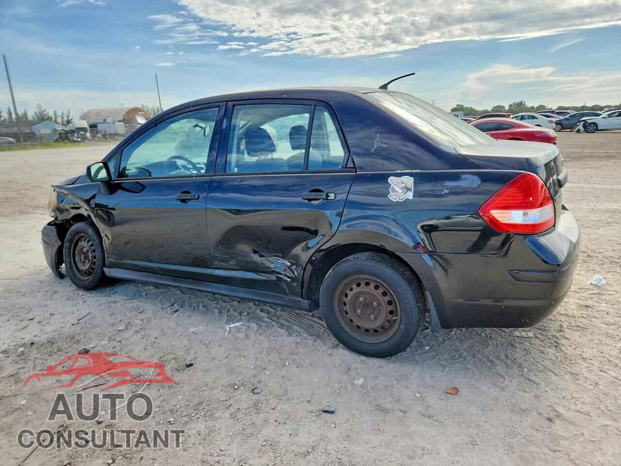 NISSAN VERSA 2011 - 3N1CC1AP9BL421889