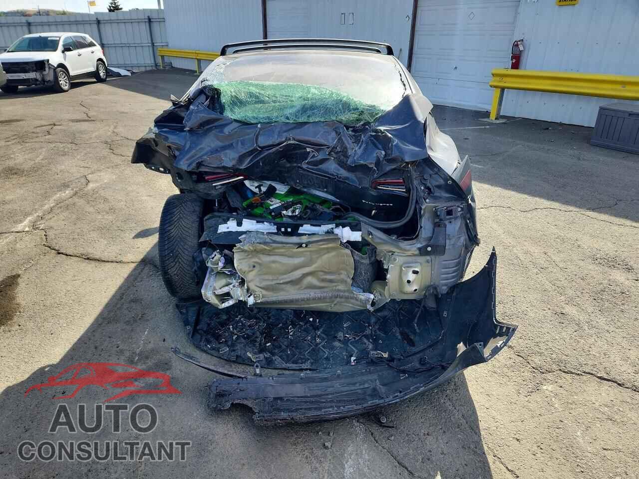 TESLA MODEL 3 2018 - 5YJ3E1EB8JF066314