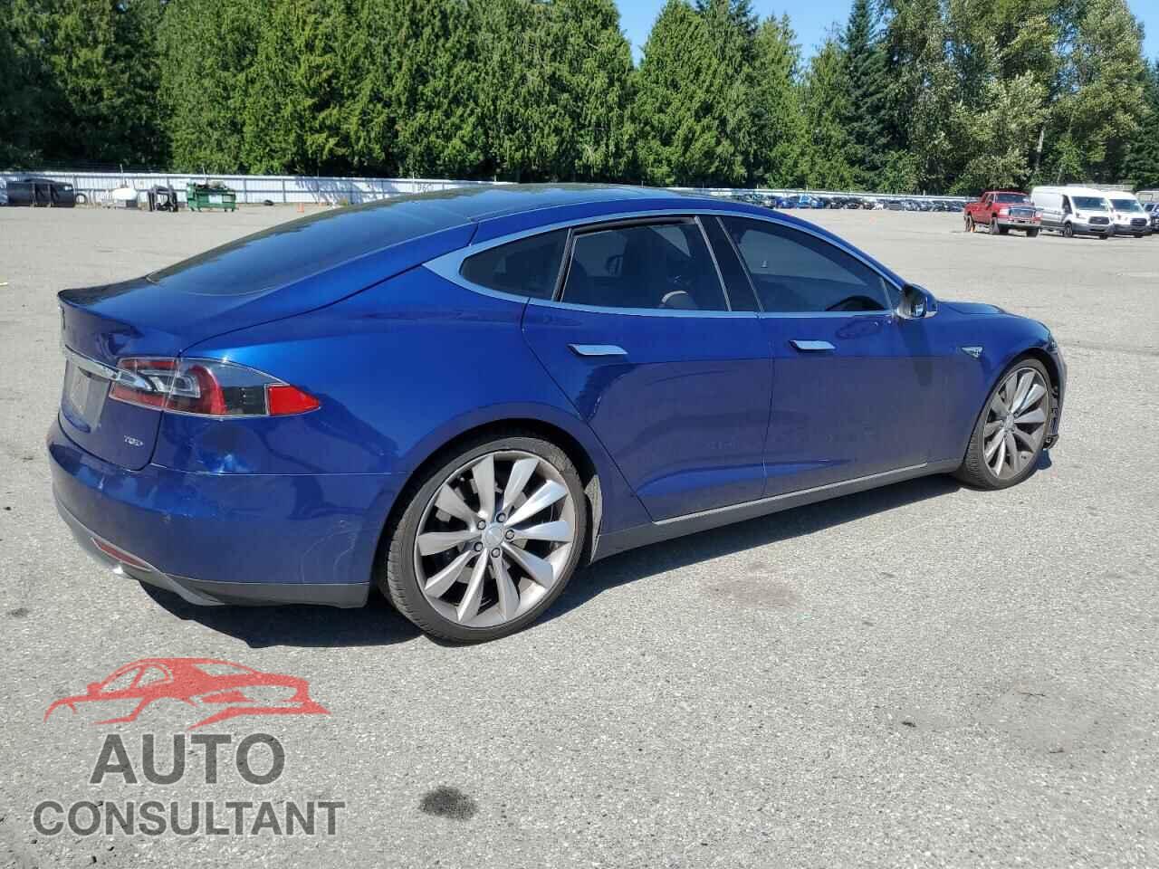 TESLA MODEL S 2015 - 5YJSA1E20FF118467
