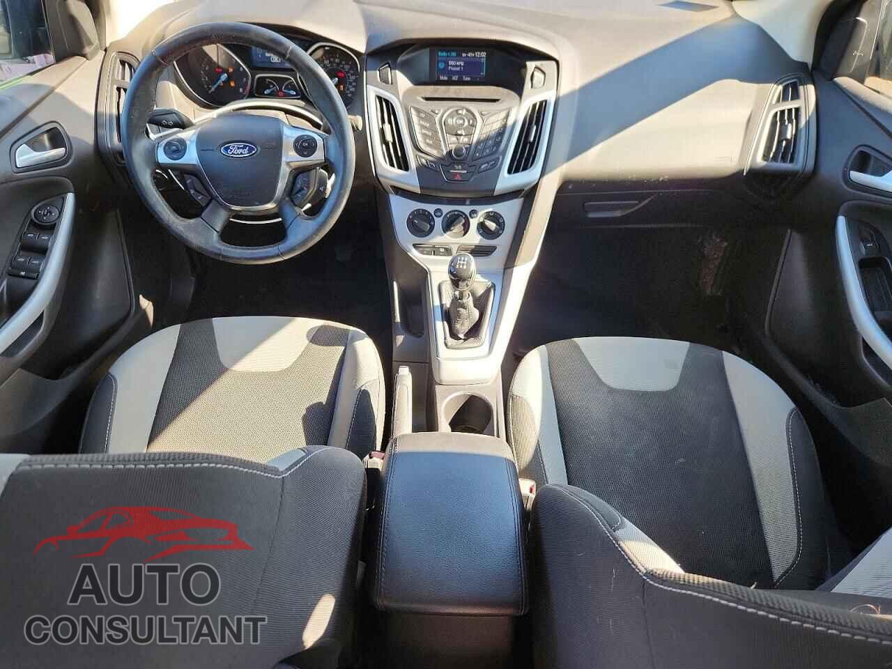 FORD FOCUS 2012 - 1FAHP3F25CL402047