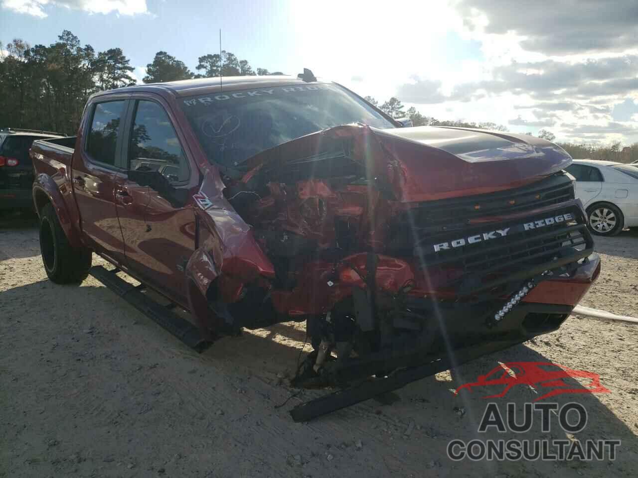 CHEVROLET SILVERADO 2021 - 1GCUYEET3MZ133105
