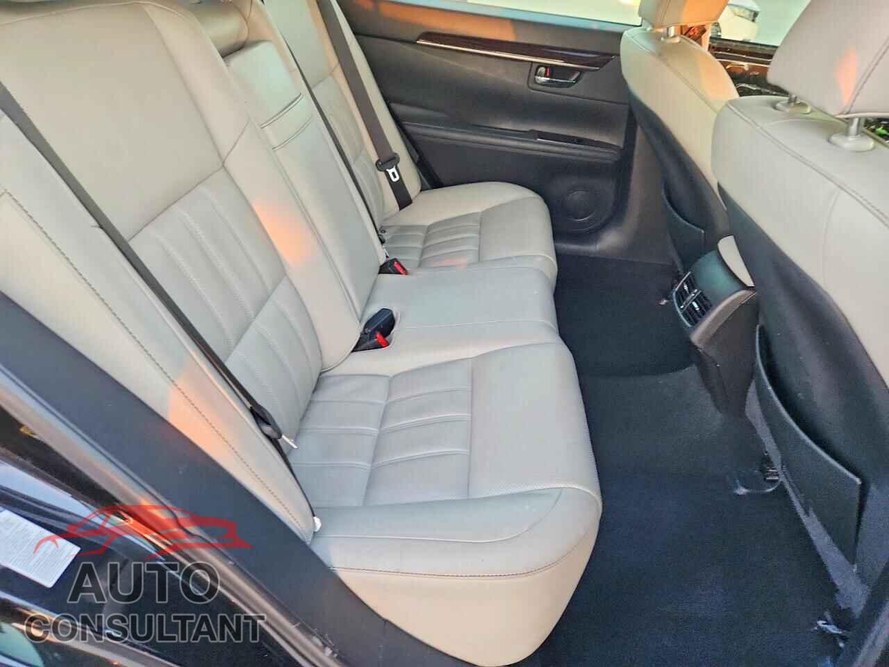 LEXUS ES300 2017 - JTHBW1GG2H2139349