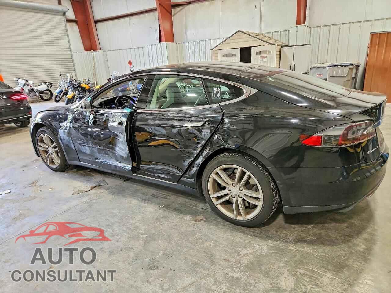 TESLA MODEL S 2014 - 5YJSA1H18EFP49436