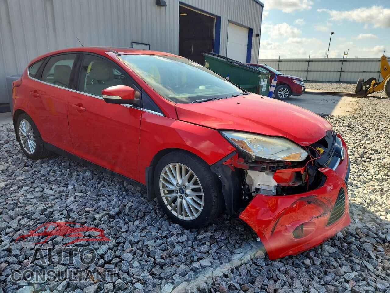 FORD FOCUS 2012 - 1FAHP3M2XCL357819