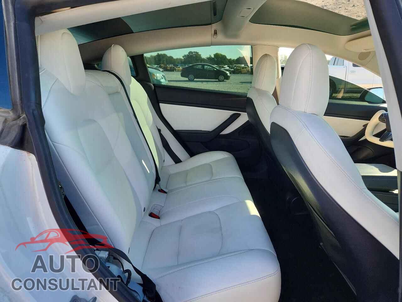 TESLA MODEL 3 2021 - 5YJ3E1EB3MF856057